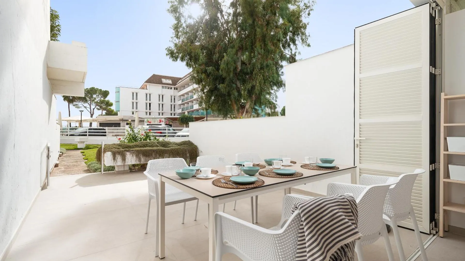 New Oiza Garden In Bahia Blanca With Garden And Ocean Views location